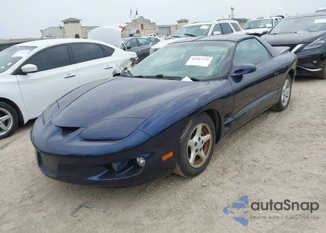 1999 Pontiac Firebird из США, поврежденный, VIN 2G2FS22K2X2232076